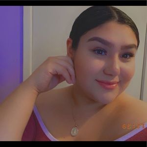 Meet your Posher, Angelica